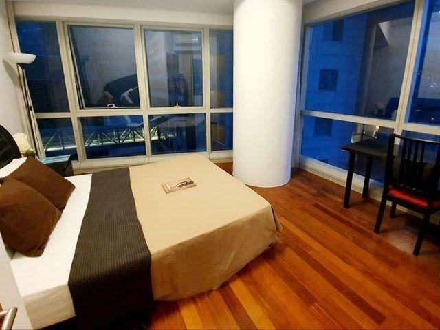 Marina Boulevard Queen room Immediate Available !