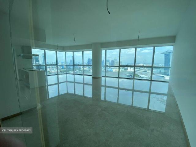 Marina Bay Residences D1, Condominium