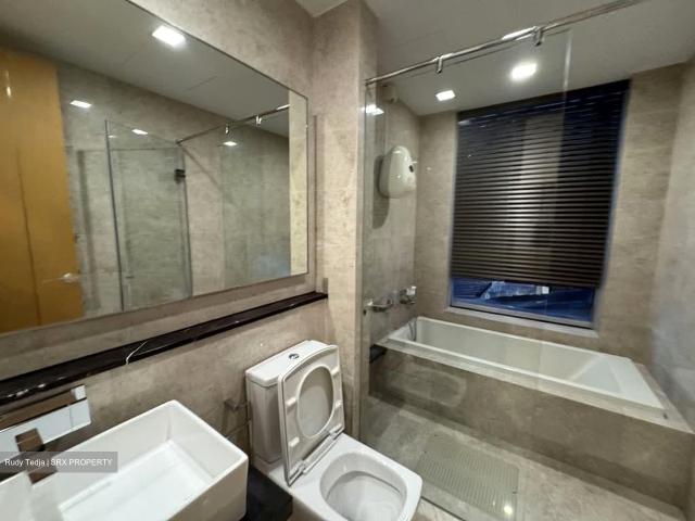Marina Bay Residences D1, Condominium