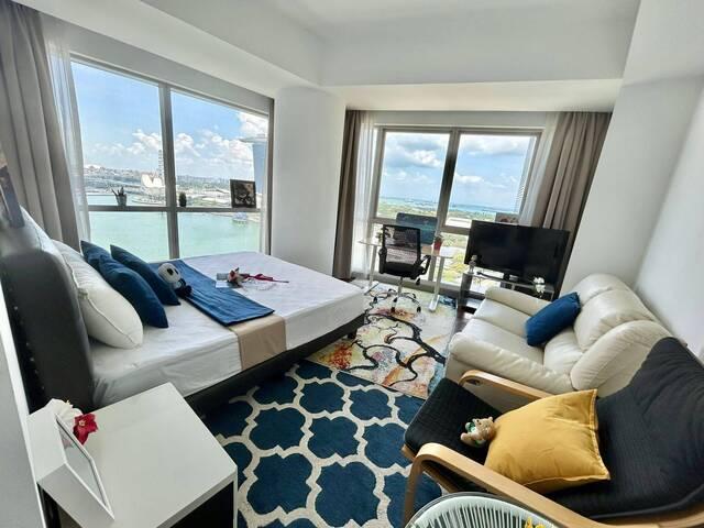 Marina bay View, Big Master room MBFC/Raffles Place/Marina One