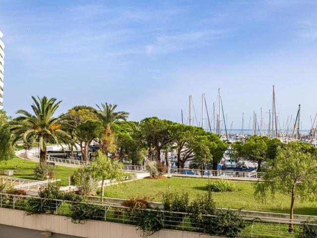 Marina Baie Des Anges 3 pièces