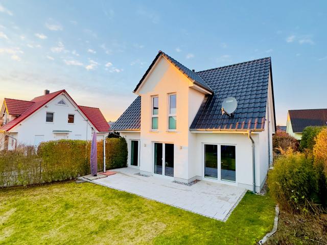 Marina Gehlsdorf Kaufen, Einziehen, Wohlfühlen Einfamilienhaus mit allem Komfort