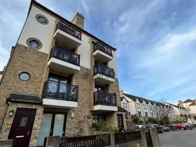 Marina Village Malahide, Malahide, Co. Dublin is for rent