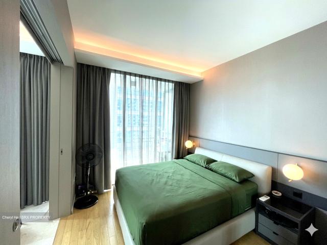 Marine Blue D15, Condominium