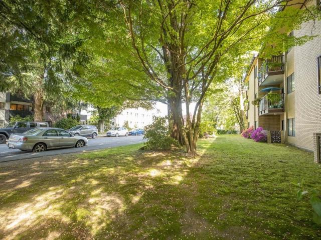 Mark Elle 1 Bedroom Apartment for Rent at 1030 14th Ave W, Vancouver, BC V6H 1P3 Fairview