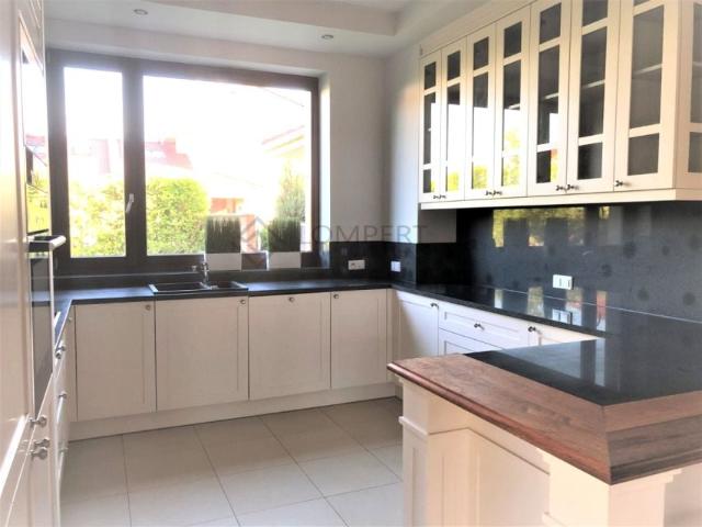 Marka Grechuty 372 m², Bielawa