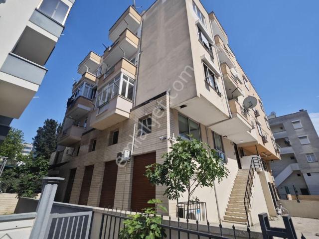 Markantalya Karşısı Geniş 2+1 Satılık Daire