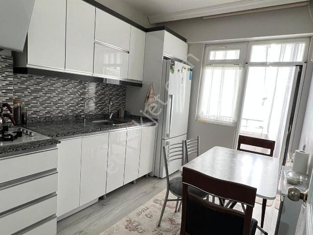Marka'dan Tepebaşı Mahallesinde Satılık 3+1 Daire