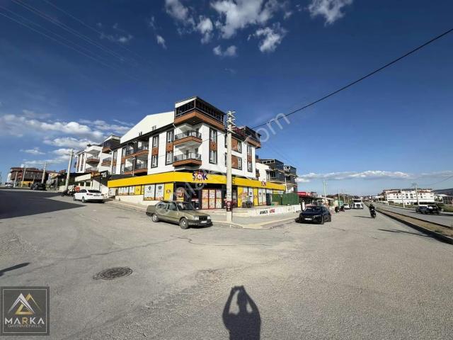 Marka'dan Üni Karşısı Manzaralı Teraslı Eşyalı 80m2 1+1 Daire