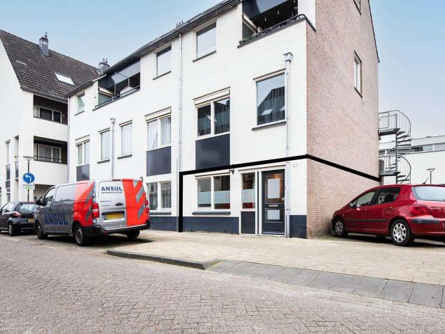Marktstraat, 2 b, 5531AT, Bladel, Noord Brabant 5531AT