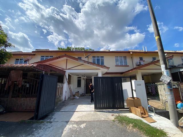 Markup Loan Double Storey Facing Open Kesuma Beranang