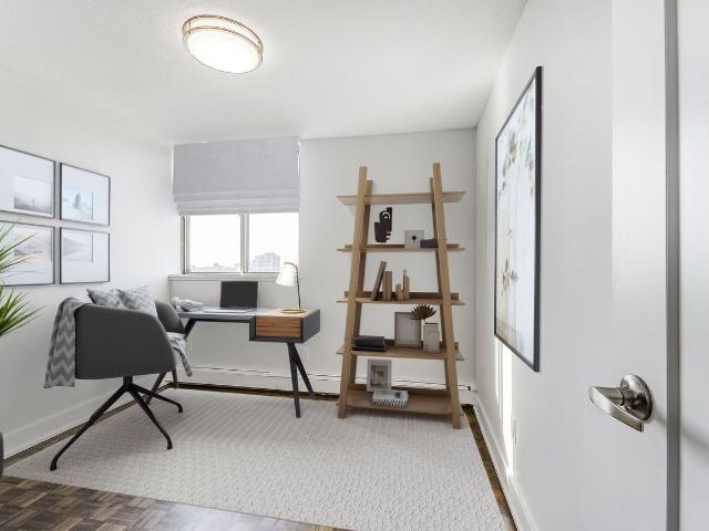 Marlborough Court 3 Bedroom Apartment for Rent at 1229 Marlborough Crt, Oakville, ON L6H 3B6 College Park