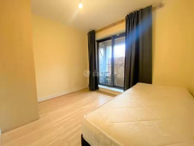 Marlfield Lawn Double Room To Rent Kiltipper, Kiltipper, Dub.
