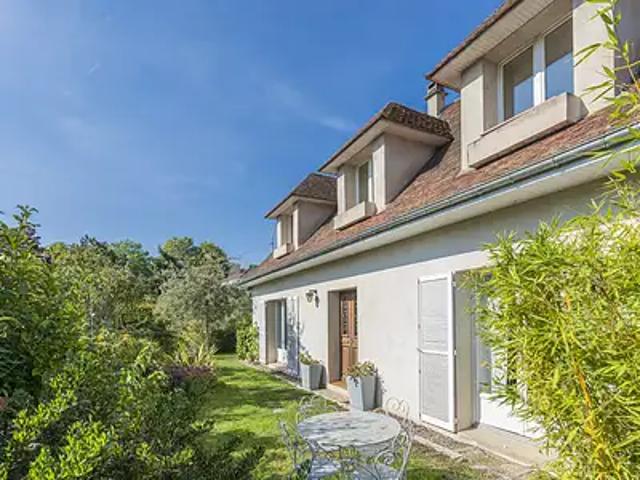 Marly le Roi 78160 Achat / Vente maison 9 pièces t9 au dernier étage terrasse