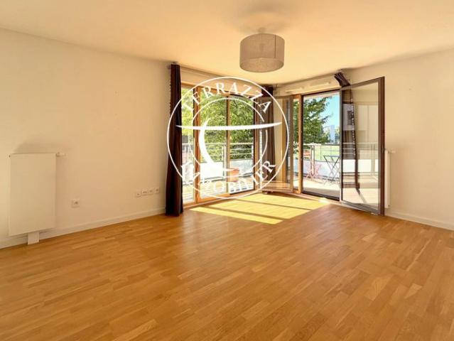 Marly le Roi – T3 récent avec balcon, au coeur du quartier hi