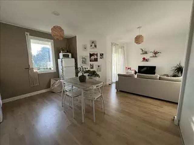 Marmande 47200 Achat / Vente appartement 2 pièces t2 au dernier étage parking