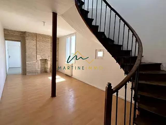 Marmande 47200 Location appartement 2 pièces t2 au dernier étage