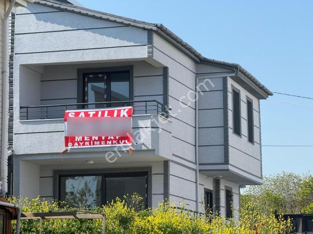 Marmara Ereğlisi Yeniçiftlik'te Kanalizasyonlu 2+1 Villa