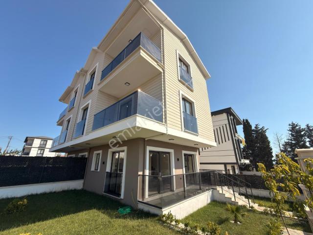 Marmara Ereğlisi Yeniçiftlikte Hayalinizdeki Villa Sizi Bekliyor