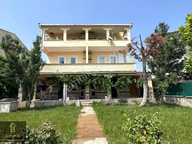 Marmaraereğlisi'nde Satılık İkiz Villa + 300m2 Müstakil Arsa