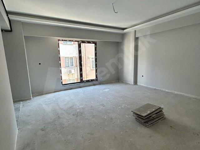 MARMARAYA YAKIN 2+1 SATILIK DAİRE ÜSKÜDAR MİMAR SİNAN