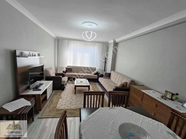 Marmaraya Yürüme Mesafesinde cadde Üzerinde Satılık 2+1 Ara Kat