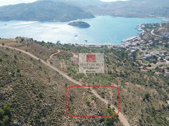 MARMARİS BOZBURUN'DA FULL DENİZ MANZARALI SATILIK TARLA