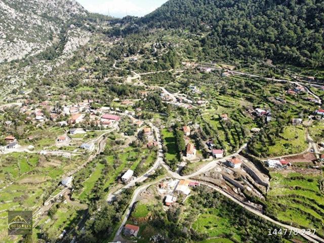 Marmaris BAYIRda SATILIK VİLLAlık ARSA
