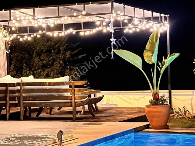 Marmaris Gökbel Deniz Manzaralı Havuzlu Kiralık Lüks Villa