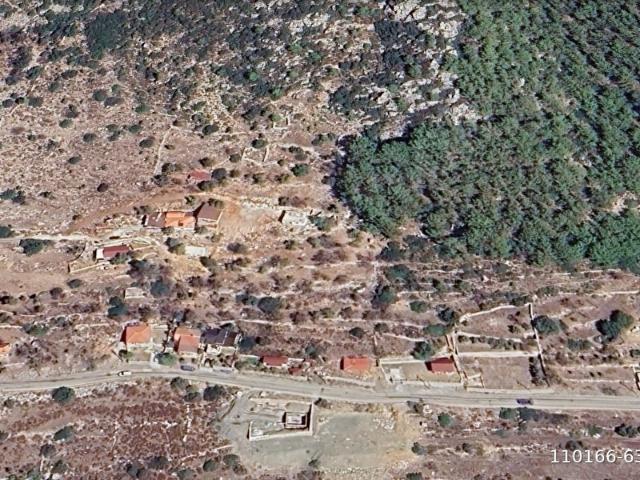 Marmaris Söğütte 2500 m2 Deniz Manzaralı Kagir Ev ve Arsası