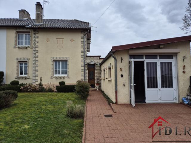 MARNAVAL, maison 2 chambres + jardin