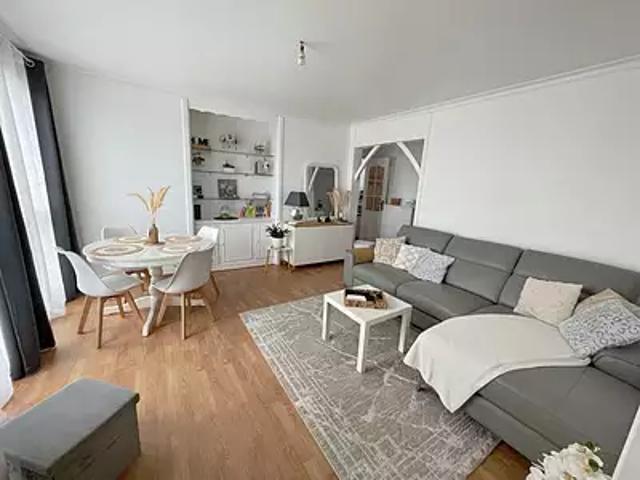 Maromme 76150 Achat / Vente appartement 5 pièces t5 au dernier étage cave