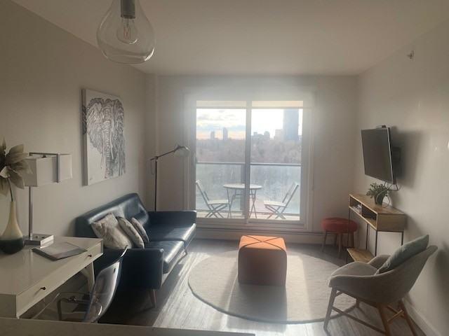 Marquee on 16th 2 Bedroom Apartment for Rent at 1616 1 St NE, Calgary, AB T2E 4A1 Crescent Heights