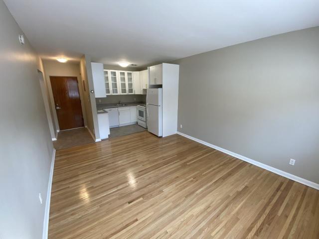 Marquis 1 Bedroom Apartment for Rent at 26 Roslyn Rd, Winnipeg, MB R3L 0G5 River Osborne