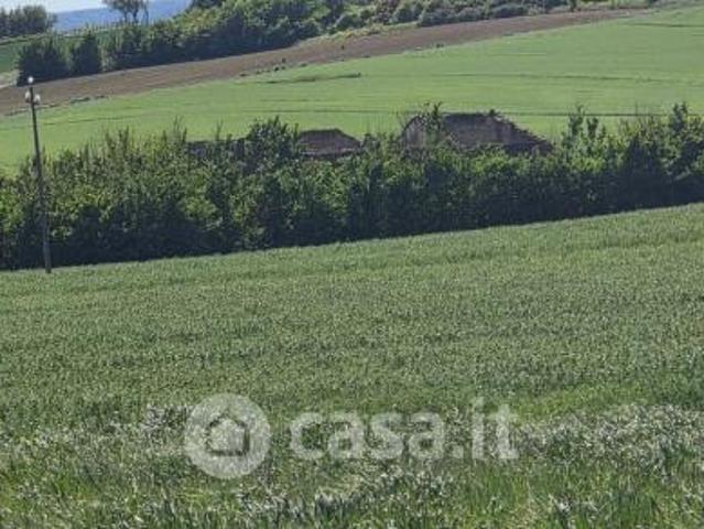 Marsciano vendesi rustico 10 vani 340 Mq