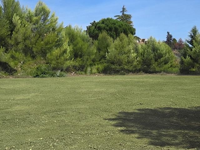 MARSEILLETTE: TERRAIN 1430M² LIBRE DE CONSTRUCTION