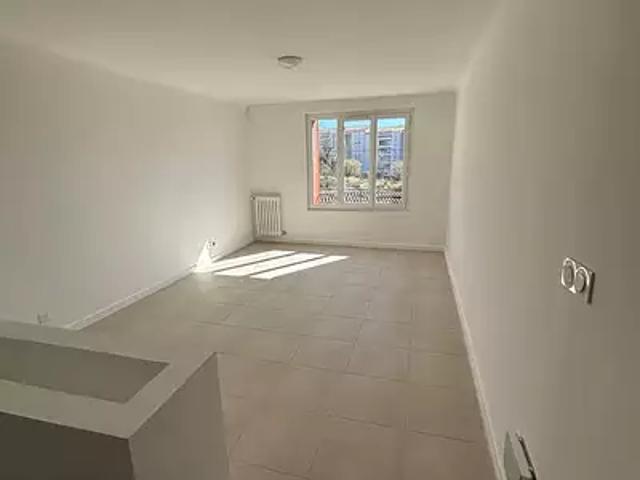 Marseille 3ème 13003 Location appartement 4 pièces t4