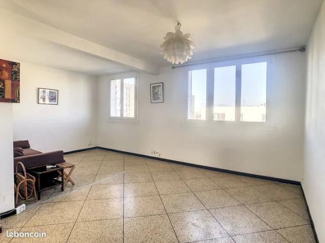 Marseille 10 Location Appartement 13