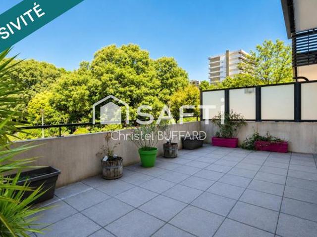 Marseille 10e – Appartement contemporain avec terrasse, parking et piscine dans une résidence au calme