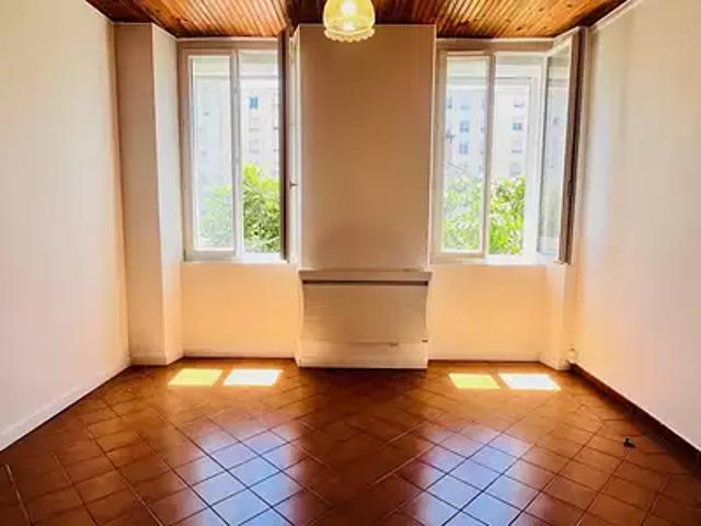 Marseille 10ème 13010 Location appartement 1 pièce t1
