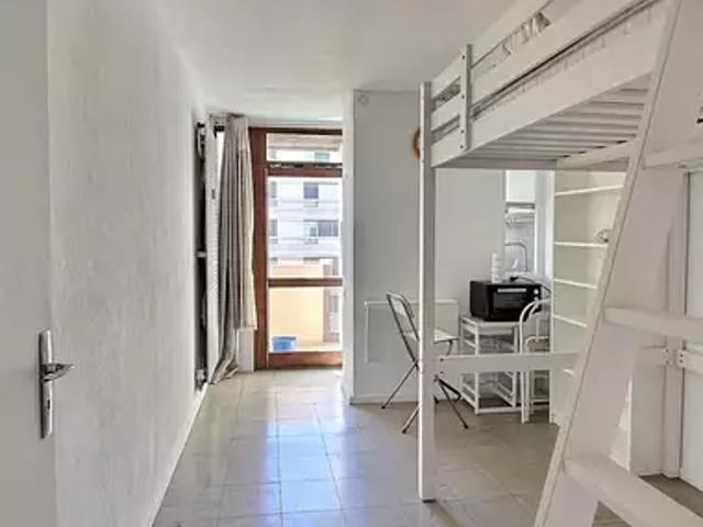 Marseille 10ème 13010 Location appartement 1 pièce t1 balcon