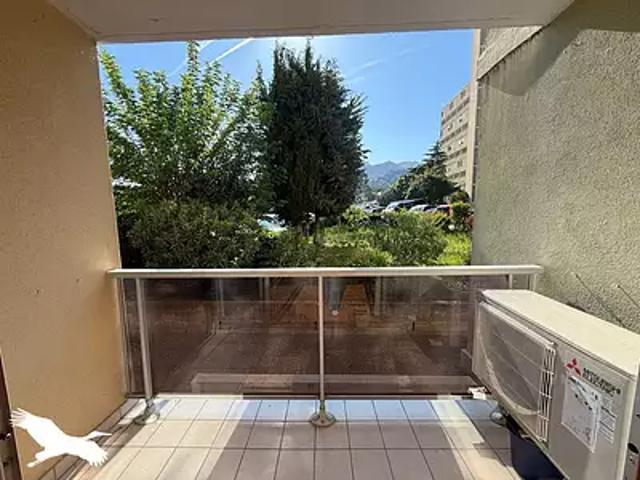 Marseille 10ème 13010 Location appartement 4 pièces t4 terrasse cave