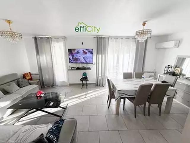 Marseille 11ème 13011 Achat / Vente appartement 3 pièces t3 cave balcon