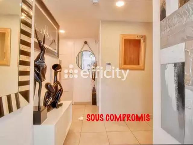 Marseille 11ème 13011 Achat / Vente appartement 4 pièces t4 au dernier étage terrasse