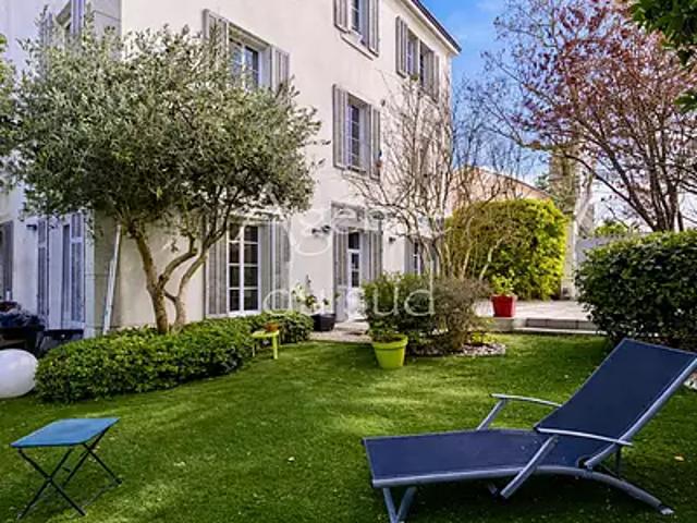 Marseille 11ème 13011 Achat / Vente appartement 4 pièces t4 parking