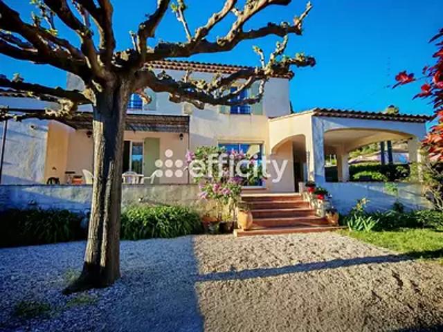 Marseille 11ème 13011 Achat / Vente maison 4 pièces t4 piscine terrasse