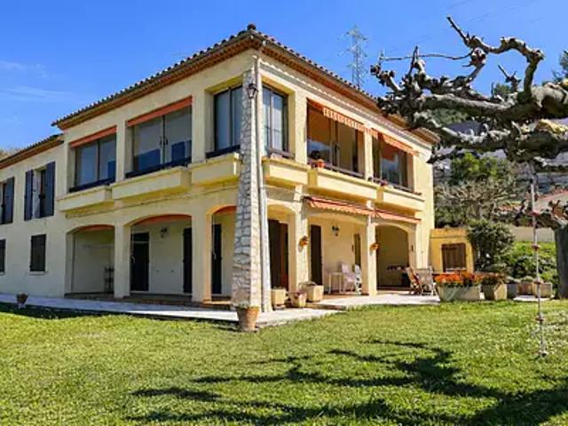 Marseille 11ème 13011 Achat / Vente maison 9 pièces t9