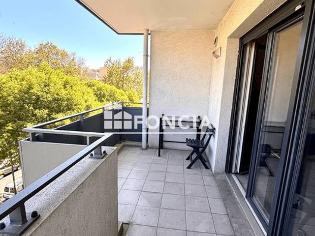 MARSEILLE 13004 Appartement T2 Terrasse Ascenseur et Garage PMR