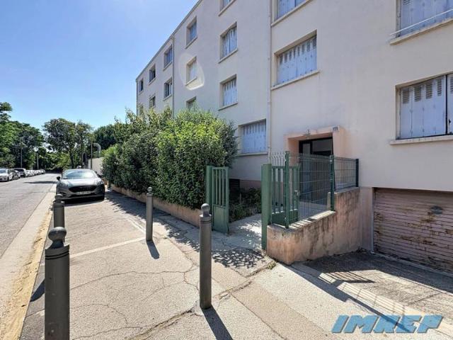 MARSEILLE 13009 Sainte Marguerite DromelType 3 de 52 m² avecCave et parking