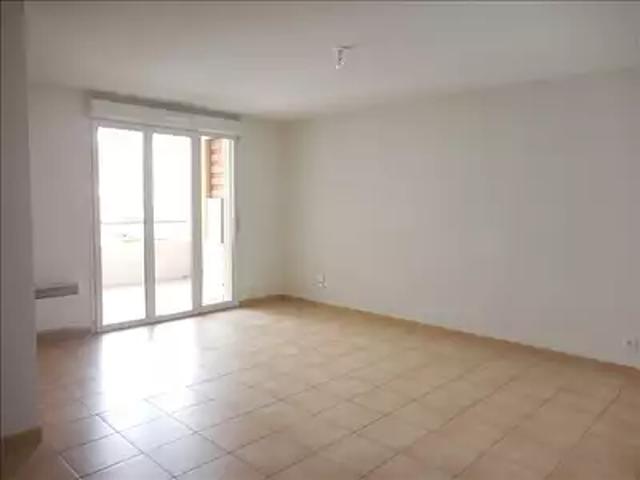 Marseille 13ème 13013 Location appartement 3 pièces t3 terrasse parking